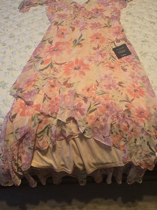 Lulus Dresses & Skirts - Dress